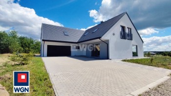 Dom wolnostojący na sprzedaż Chruściele